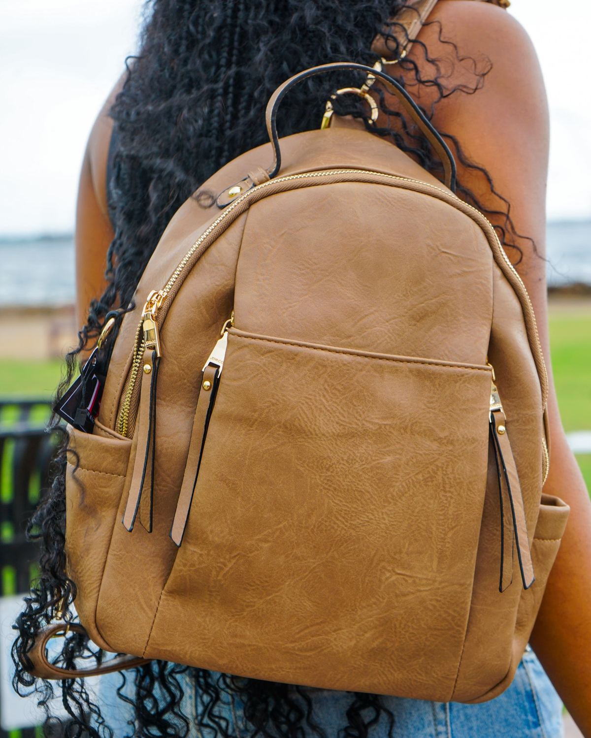 The Lillia, a convertible shoulder bag and backpack by The Bag Depot.